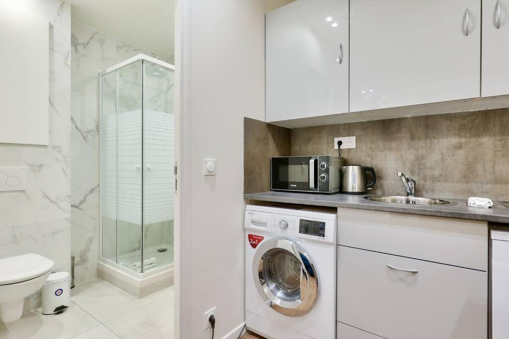 Studio Confortable Au Coeur De Paris Apartment Exterior photo